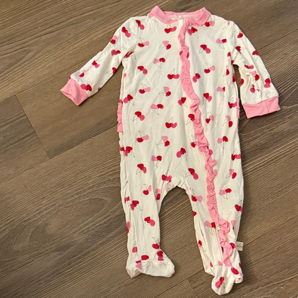 NWOT Milkberry pink hearts print ruffle bamboo viscose footie